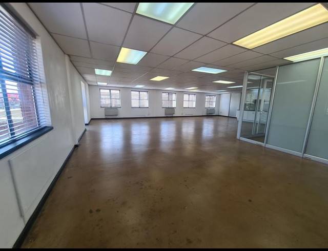 OFFICE PROPERTY TO RENT IN MENLYN